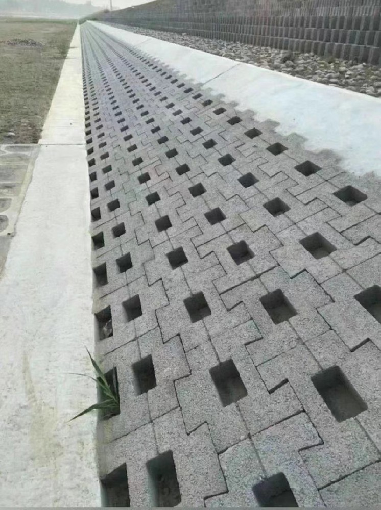 北京七环护坡项目