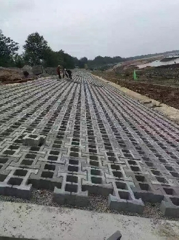 雄安南据马河护坡项目